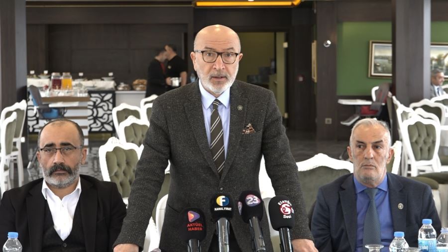 Yazar Doktoralı Av.İrfan Sönmez’in “Kayıp Barış” Kitabı çok büyük ilgi gördü