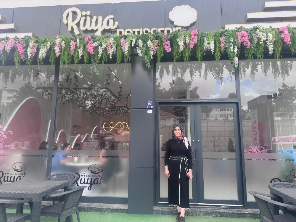Elazığlı Girişimci Kadın, Fransız ve İtalyan Tatlarını Rüya Patisserie’de Buluşturdu