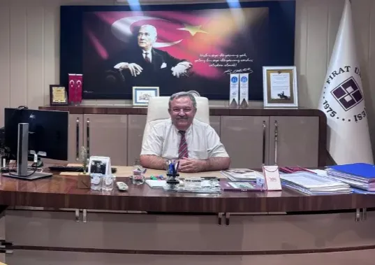 Fırat Üniversitesi’nden Prof. Dr. Mahmut Doğru’ya ‘Takiyüddin Fizik Ödülü’