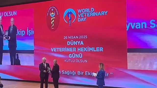 Elazığ Valisi Numan Hatipoğlu’na Anlamlı Ödül, Hizmetleri Takdirle Taçlandı