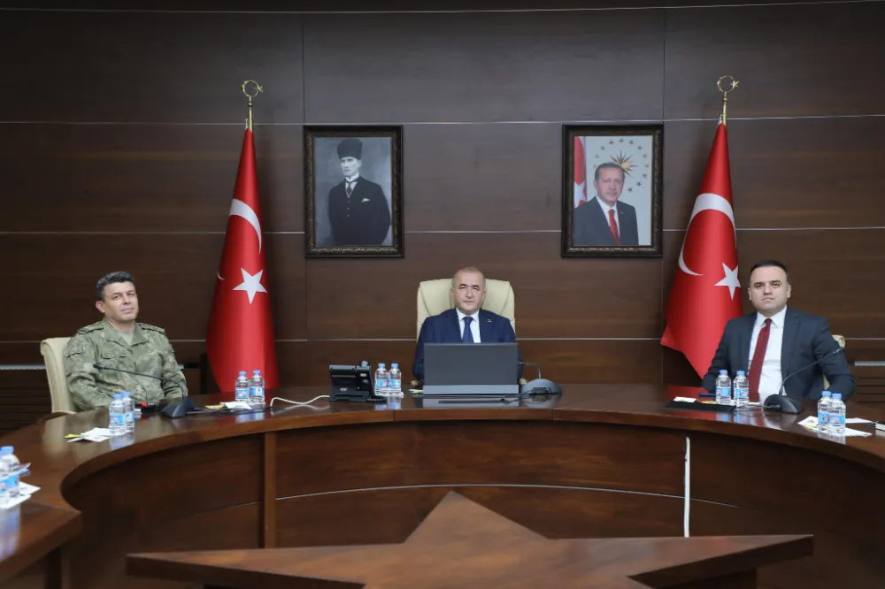 Elazığ Valisi Hatipoğlu’nun Kararlı Yönetimiyle Elazığ’da Güvenlik Stratejileri Yenilendi