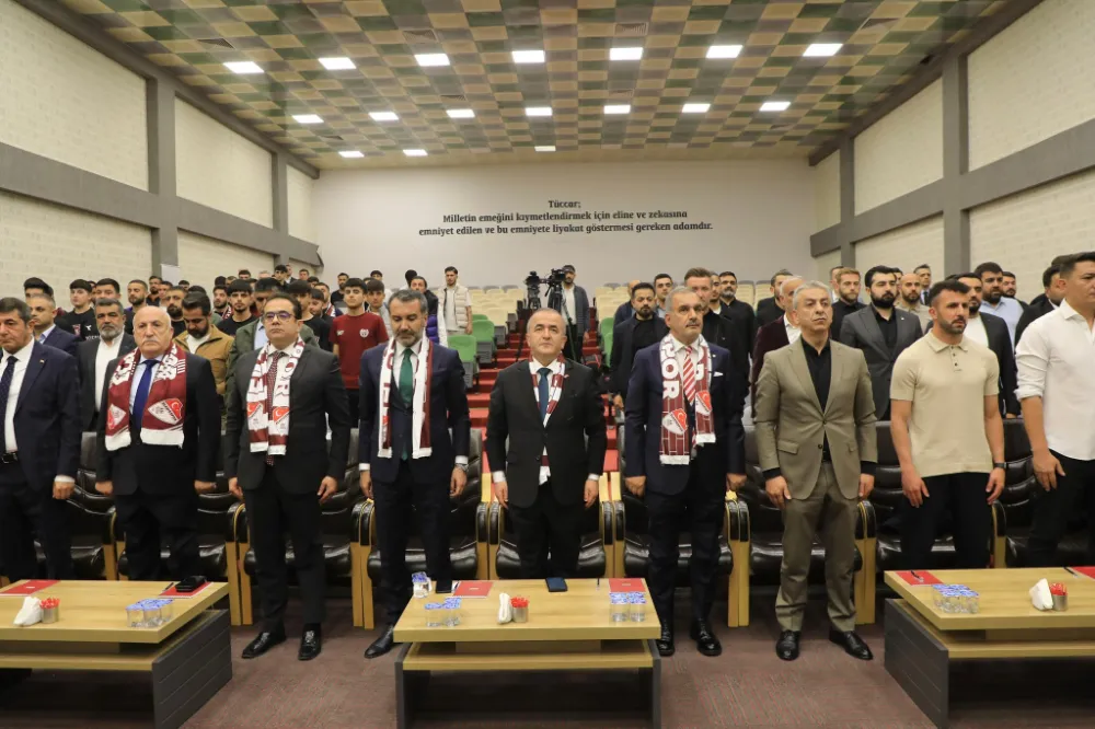 “Haydi Elazığ!” Elazığspor İçin Ekran Başında Kenetlendiler