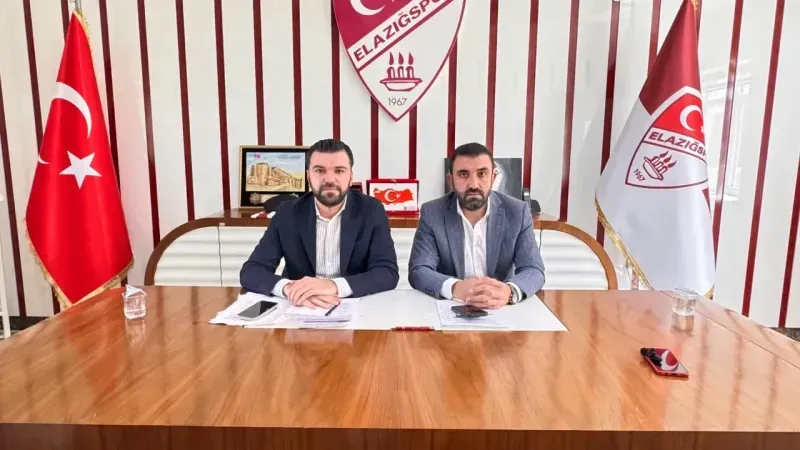 Elazığspor Taraftarından Tesise Moral Ziyareti! Asbaşkan Şerifoğulları: “Oyunun Durmasına Asla İzin Vermeyin”