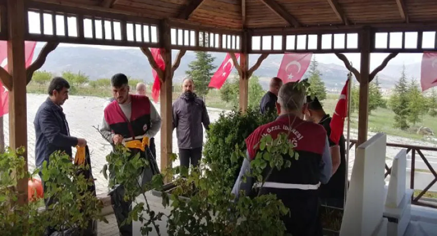 Fethi Sekin Külliyesi’nde Örnek Temizlik Çalışması