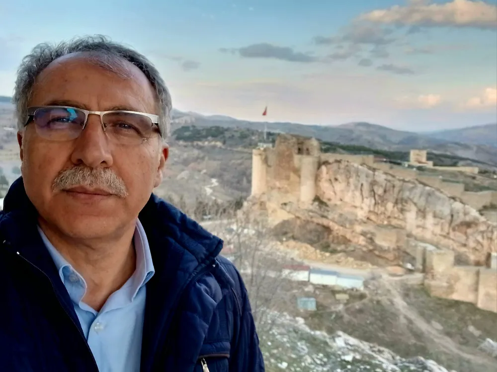 Harput Kalesi’nin Gizemli Tarihini Aydınlatan İsim, Prof. Dr. İsmail Aytaç