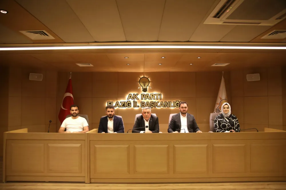 AK Parti Elazığ İl Başkanlığı’nda Haftalık Yönetim Kurulu Toplantısı Gerçekleştirildi